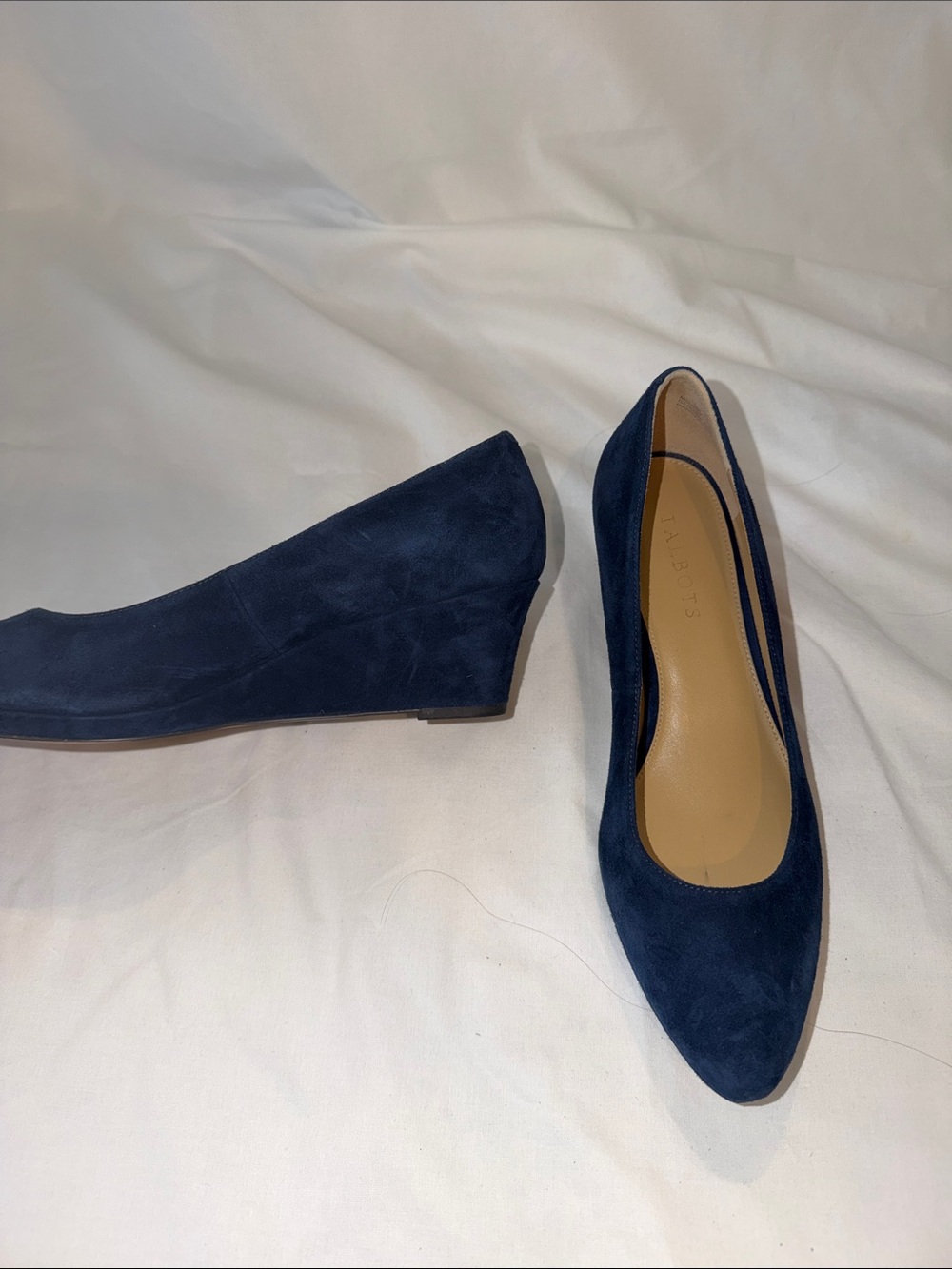 Talbots Navy Suede Wedge Pumps - Picture 11 of 14